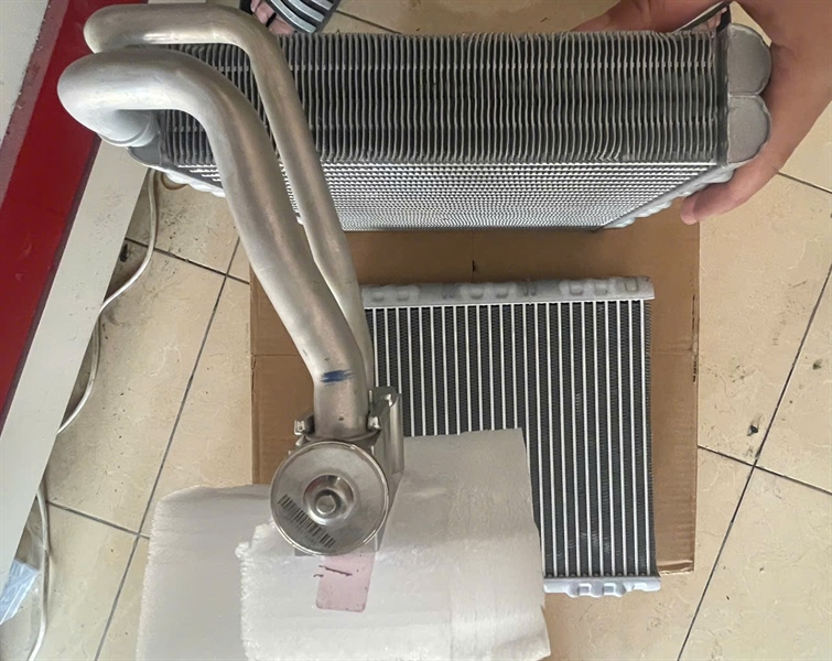 1 DÀN LẠNH PEOGEOT 3008/5008 2019