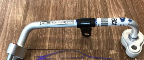 ỐNG DẪN GAS điều hòa ô tô cho Ford Focus 2010-2020 Denso CM5H19D850AB