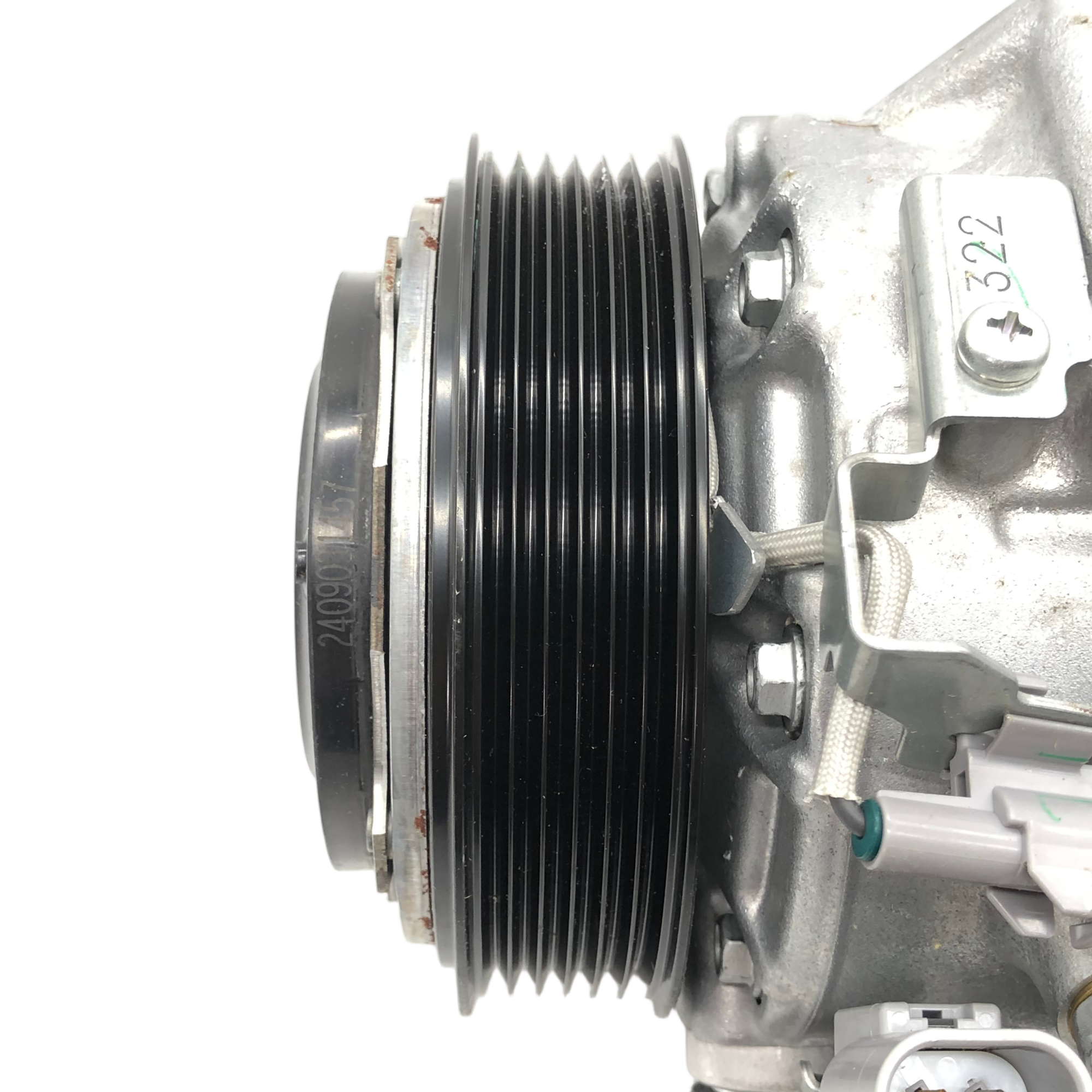 Lốc điều hòa cho Toyota 2015 DENSO IC437140-0590