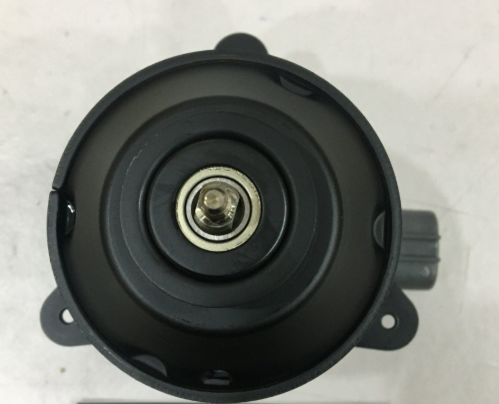 MÔ TƠ QUẠT DÀN NÓNG điều hòa ô tô cho Mazda CX-5 2012-2023 Denso KD4561710A